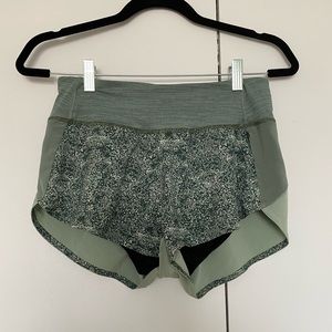 Outdoor voices Hudson 2.5” short